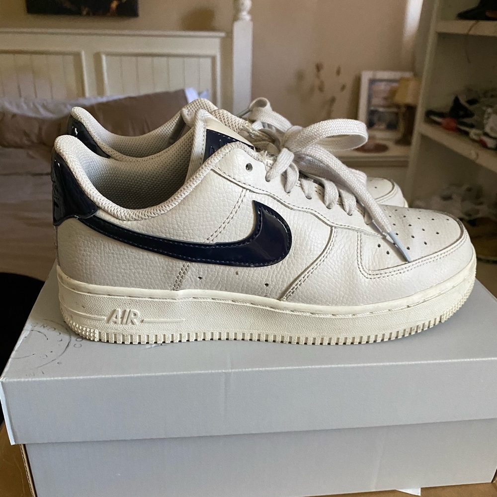 Nike Air Force 1